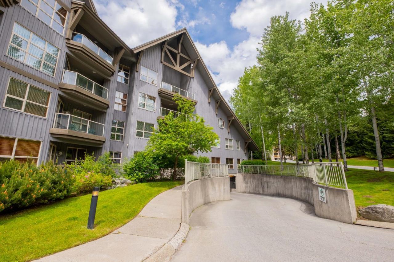 Villa The Aspens By Outpost Whistler Exterior foto