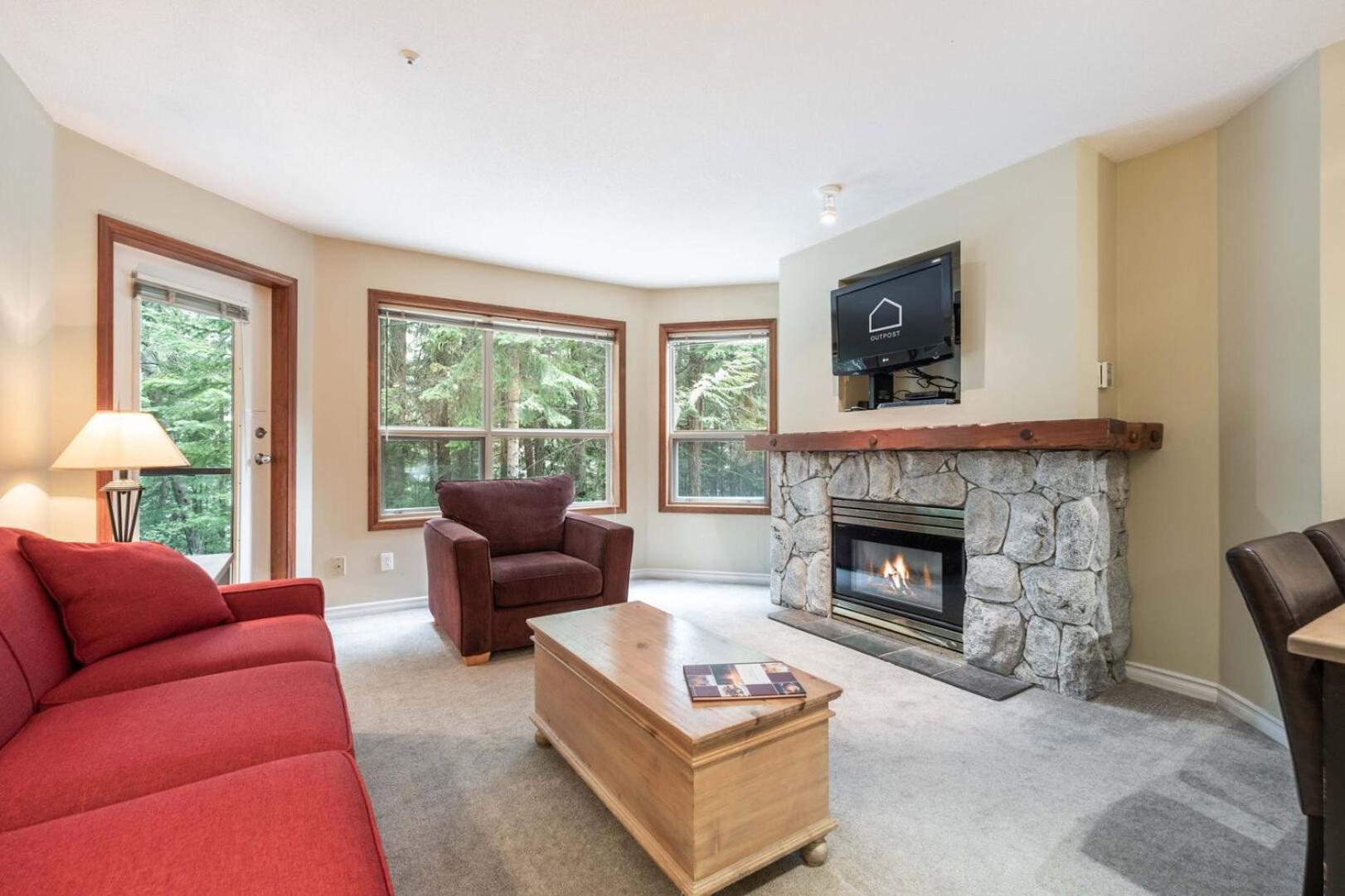 Villa The Aspens By Outpost Whistler Exterior foto